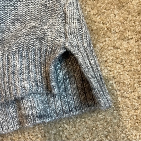 Maurice’s V-Neck Sweater - Picture 3 of 5